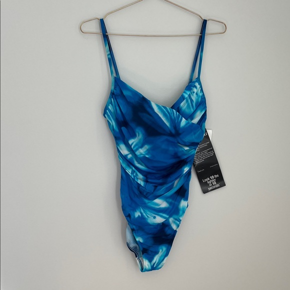 Miraclesuit Other - Miraclesuit Blue Tie-Dye Pool Water Pattern Style# 56229 Swimsuit Size 14